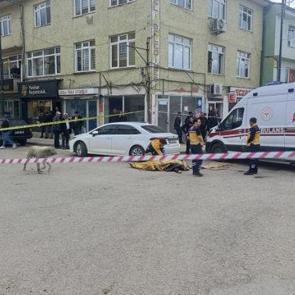 Sivas'ta kanlı pusu! Belediye &ccedil;alışanı &ouml;ld&uuml;r&uuml;ld&uuml;