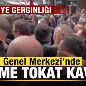 Son dakika: CHP Genel Merkezi'nde gerginlik! Tekme tokat kavga &ccedil;ıktı!