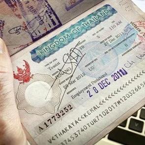  Tayland aralarında T&uuml;rkiye'nin de olduğu 93 &uuml;lkenin vizesiz kalış s&uuml;resini d&uuml;ş&uuml;rd&uuml;