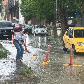 Edirne'de dolu ve sağanak etkili oldu