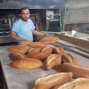 Manisa'da simit ve ekmeğe zam yapıldı 