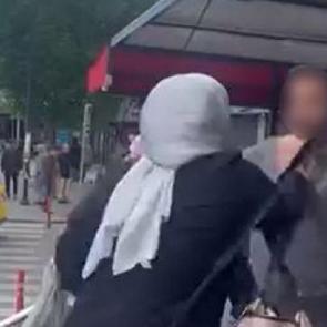 Esenyurt'ta dehşet! 'Kocamla ilişkin var' diyerek gen&ccedil; kızı defalarca bı&ccedil;akladı 