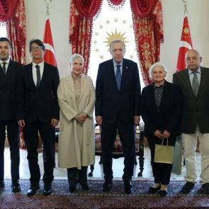 Cumhurbaşkanı Erdoğan, 27 Mayıs darbesi mağdurlarının ailelerini kabul etti