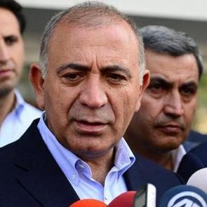 G&uuml;rsel Tekin'den &ccedil;ok konuşulacak kurultay a&ccedil;ıklaması: Bu şartlarda...