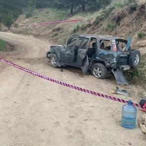 Kontrolden &ccedil;ıkan cip u&ccedil;urumdan yuvarlandı: 1 &ouml;l&uuml; 2 ağır yaralı