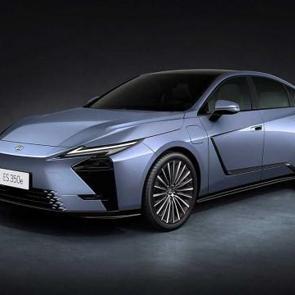 Lexus'un yeni nesil ES modeli T&uuml;rkiye pazarına giriyor