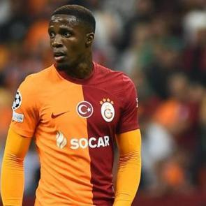 Wilfried Zaha'ya &uuml;topik teklif!