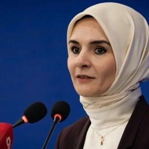 Bakan G&ouml;ktaş K&uuml;resel Kadın Zirvesi&rsquo;nde a&ccedil;ıkladı: Kadın istihdamında hedef y&uuml;zde 40,1