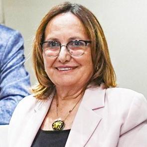 Belediye Başkanı g&ouml;revden alınmıştı! G&uuml;zelbah&ccedil;e'de se&ccedil;imi kazanan parti belli oldu