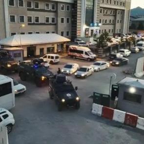 Bitlis merkezli 3 ilde uyuşturucu operasyonu; 13 tutuklama