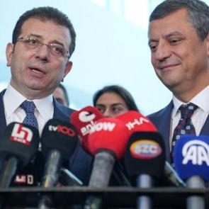 Yeni parti kurulmadan &ccedil;atlaklar başladı! İmamoğlu ile &Ouml;zel karşı karşıya!