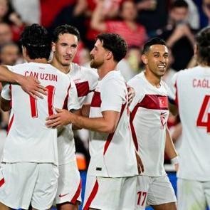 D&uuml;nya Kupası &ouml;ncesi son prova! Venezuela - T&uuml;rkiye: Muhtemel 11'ler