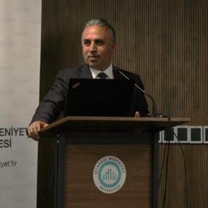 Medeniyet &Uuml;niversitesi'nde D. Mehmet Doğan konuşuldu