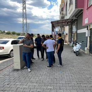Şanlıurfa'da tartıştığı eşi ve kızını tabancayla vurup ka&ccedil;tı