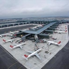 T&uuml;rk havalimanları Avrupa'yı solladı: Dakiklikte ilk iki sıra İstanbul'un