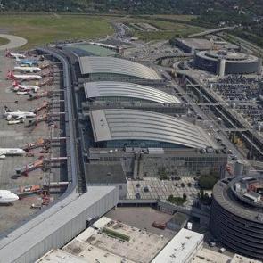 Hamburg Havalimanında g&uuml;venlik tedbiri: U&ccedil;uşlar durduruldu