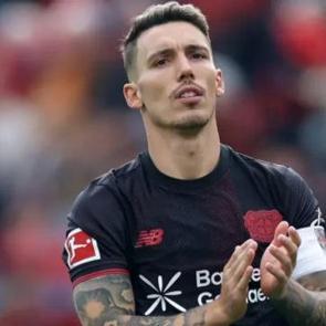 Aziz Yıldırım transferde d&uuml;ğmeye bastı! Fenerbah&ccedil;e'den Beşiktaş'ın istediği yıldıza kanca