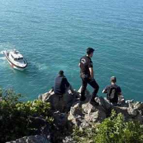 Balık tutarken denize d&uuml;şen kişi hayatını kaybetti