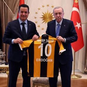 Başkan Erdoğan, Acun Ilıcalı'yı kabul etti