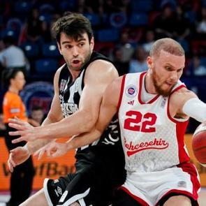 Beşiktaş seriye tutundu! Deplasmanda 2 sayı farkla kazandı