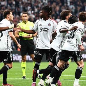 Beşiktaş'a veda etmişti! Fenerbah&ccedil;e'ye gidiyor