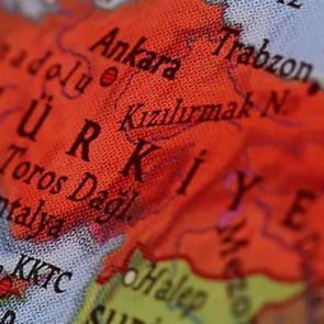 Doğu Akdeniz'de sular ısınıyor: Hedef T&uuml;rkiye'yi ana karaya hapsetmek!