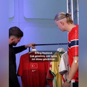 Erling Haaland'dan ay yıldızlı formaya b&uuml;y&uuml;k &ouml;vg&uuml;