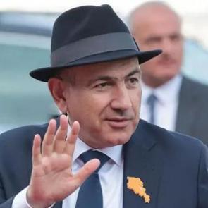 Ermenistan istikrarı se&ccedil;ti