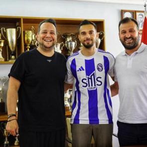 Fenerbah&ccedil;e'nin eski futbolcusu 1. Lig ekibine imza attı!