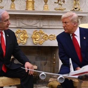 Trump'tan Netanyahu'ya tehdit gibi uyarı! 'Tek başına kalırsın'