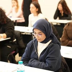 İBB'den &ouml;ğrencilere bir k&ouml;t&uuml; haber daha: Y&uuml;zde 35 zam!