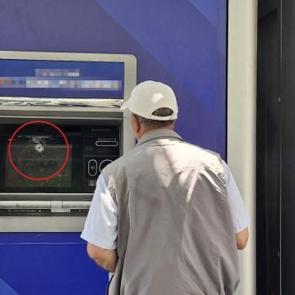 Ko&ccedil; Holding&rsquo;e y&ouml;nelik saldırılara bir yenisi eklendi! Bu kez ATM kurşunlandı