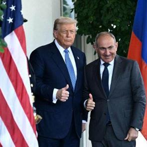 Trump komşu &uuml;lkeye desteğini ilan etti! 'B&uuml;y&uuml;k başarılar kazanacaklar' deyip duyurdu