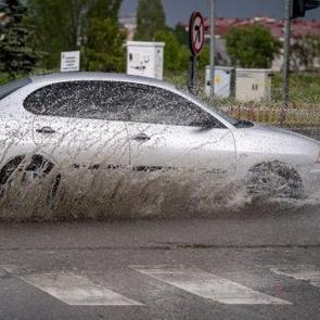 Meteoroloji&rsquo;den son dakika kuvvetli yağış uyarısı