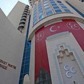 MHP'de bir teşkilat daha feshedildi