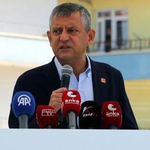 &Ouml;zg&uuml;r &Ouml;zel'in başka &ccedil;aresi kalmadı! CHP'yi terk ediyor! Yeni adresi belli oldu