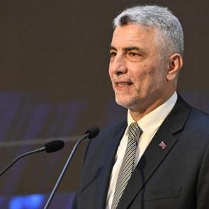 Ticaret Bakanı Bolat, nisan ayı &ouml;demeler dengesi verilerini değerlendirdi