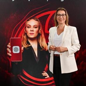 Vodafone T&uuml;rkiye, m&uuml;şterileri i&ccedil;in d&uuml;nyada bir ilke imza attı!