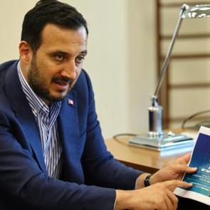AK Parti İstanbul'dan "İstanbul Beklemez" kampanyası