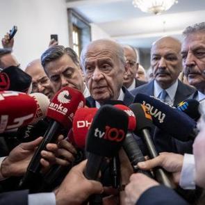Bah&ccedil;eli'den erken se&ccedil;im mesajı: Verilen tarih saatine kadar belli