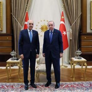 Cumhurbaşkanı Erdoğan, TBMM Başkanı Kurtulmuş'u kabul etti