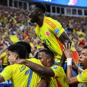 D&uuml;nya Kupası'nda grup yarışı kızışıyor! G&ouml;zler Shomurodov ve Davinson Sanchez'de