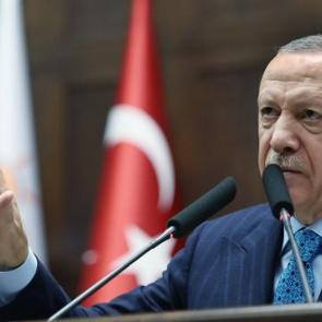 Erdoğan&rsquo;ın adaylığı i&ccedil;in dikkat &ccedil;eken a&ccedil;ıklama! 2028 se&ccedil;imi i&ccedil;in ilk kez tarih verildi