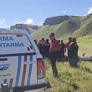 Erzurum'da 6 g&uuml;nd&uuml;r aranan 17 yaşındaki &ccedil;obandan acı haber 