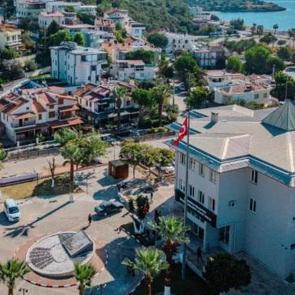 Son Dakika: Seferihisar Belediyesi'ne "r&uuml;şvet" operasyonu! &Ccedil;ok sayıda g&ouml;zaltı