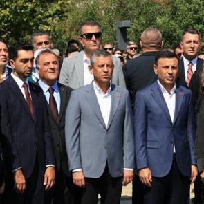 CHP İstanbul'da isyan &ccedil;ıktı, bir başkan daha ayrılık ateşini yaktı