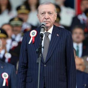 Cumhurbaşkanı Erdoğan, mezun olan polislere seslendi