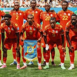 D&uuml;nya Kupası'nın s&uuml;rpriz takımı son 32'de! En iyi &uuml;&ccedil;&uuml;nc&uuml;lerin lideri oldular