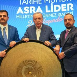 Eyy&uuml;p Kadir İnan'dan Sakarya kampı sonrası kapsamlı istişare vurgusu
