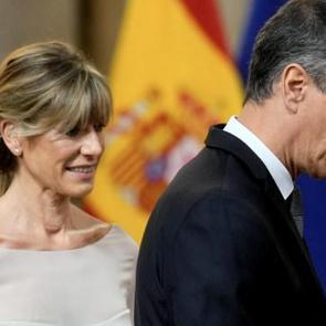 İspanya tarihinde bir ilk! Pedro Sanchez'e b&uuml;y&uuml;k şok! &Uuml;lkeden ka&ccedil;ma ş&uuml;phesiyle el konuldu